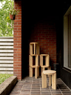 Vaarnii 001 Stool สตูลไม้ pine โครงสร้างเรียบง่าย แข็งแรง ใช้งานได้หลากหลาย