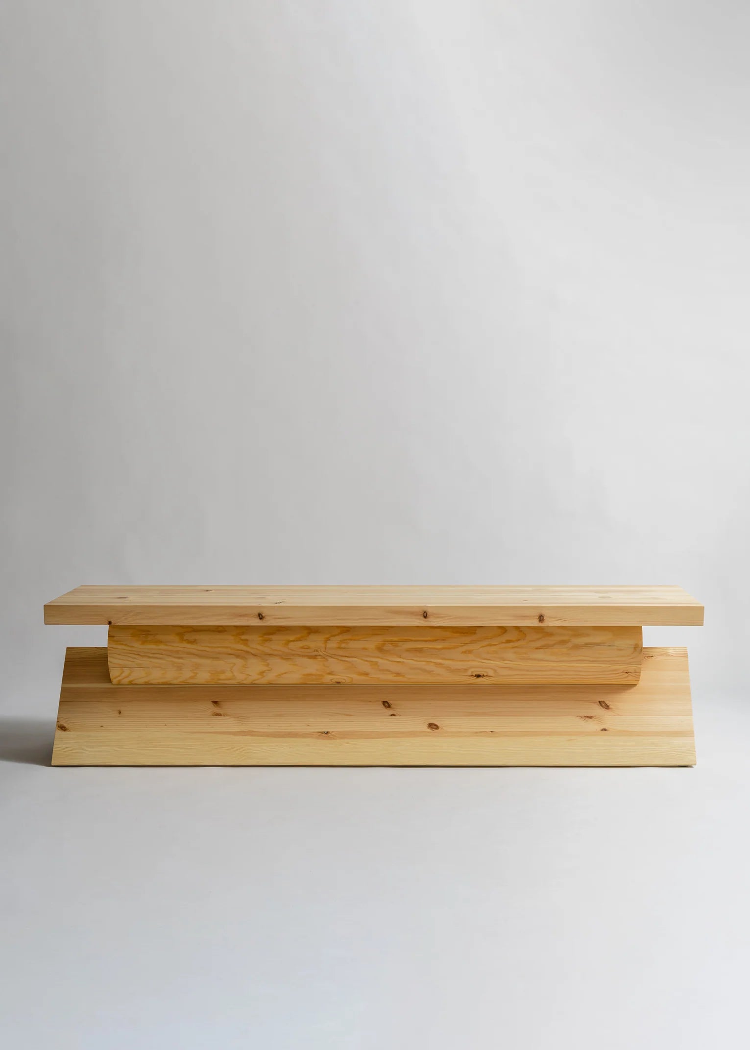 Vaarnii 006 AA Bench ม้านั่งไม้ pine โครงสร้างซ้อนชั้นรูปทรงแข็งแรง