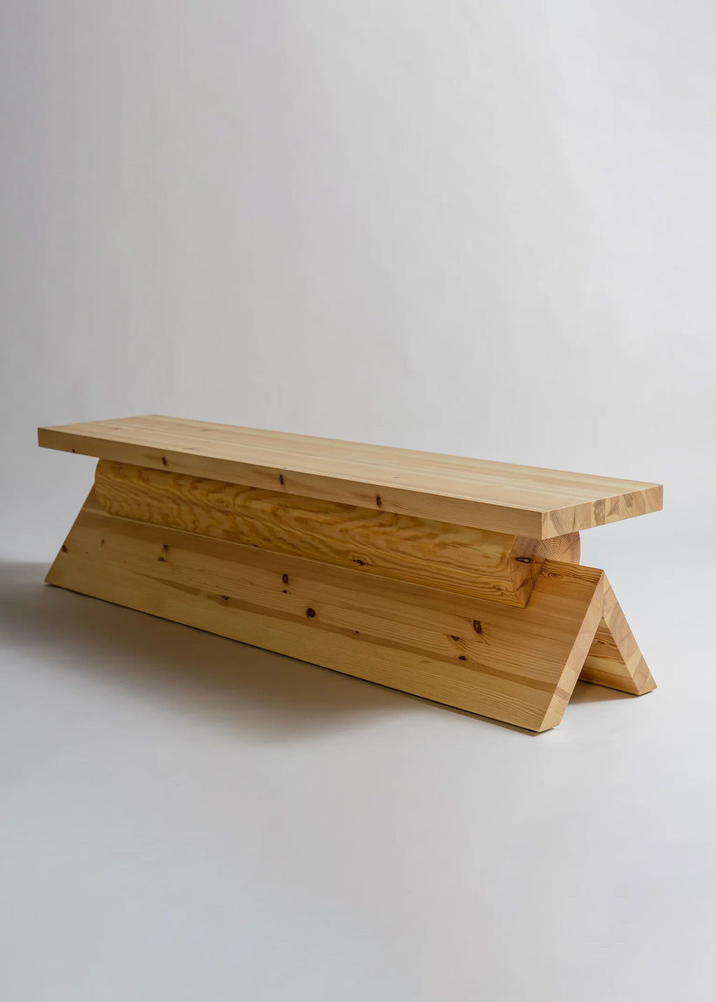 Vaarnii 006 AA Bench ม้านั่งไม้ pine โครงสร้างซ้อนชั้นรูปทรงแข็งแรง