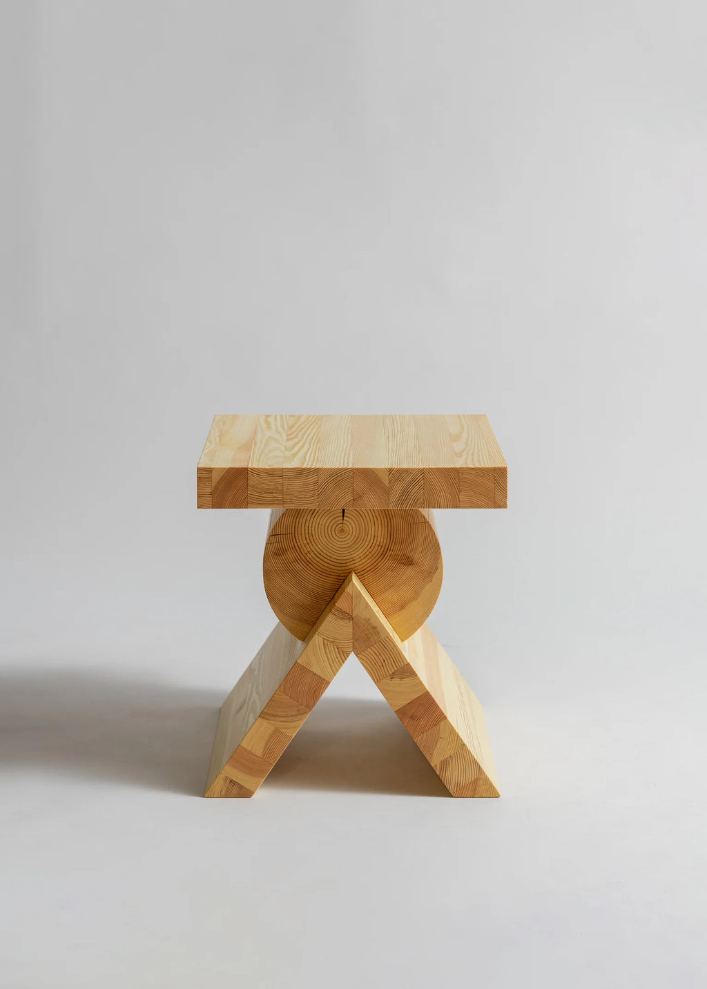 Vaarnii 006 AA Side Table โต๊ะข้างไม้ pine โครงสร้างซ้อนชั้นรูปทรงกะทัดรัด