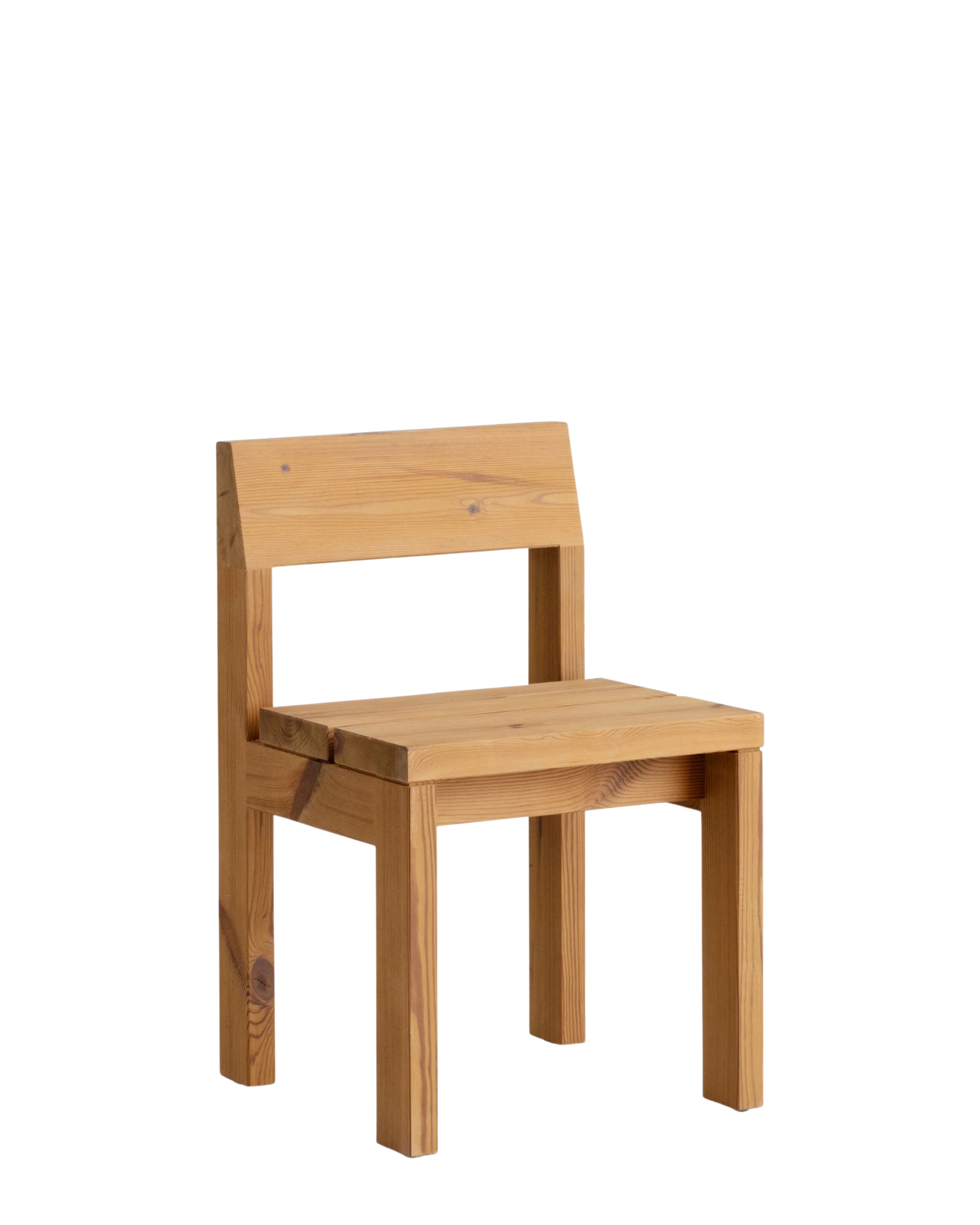 Vaarnii 013 Osa Outdoor Dining Chair เก้าอี้ไม้ pine สำหรับใช้งานกลางแจ้ง