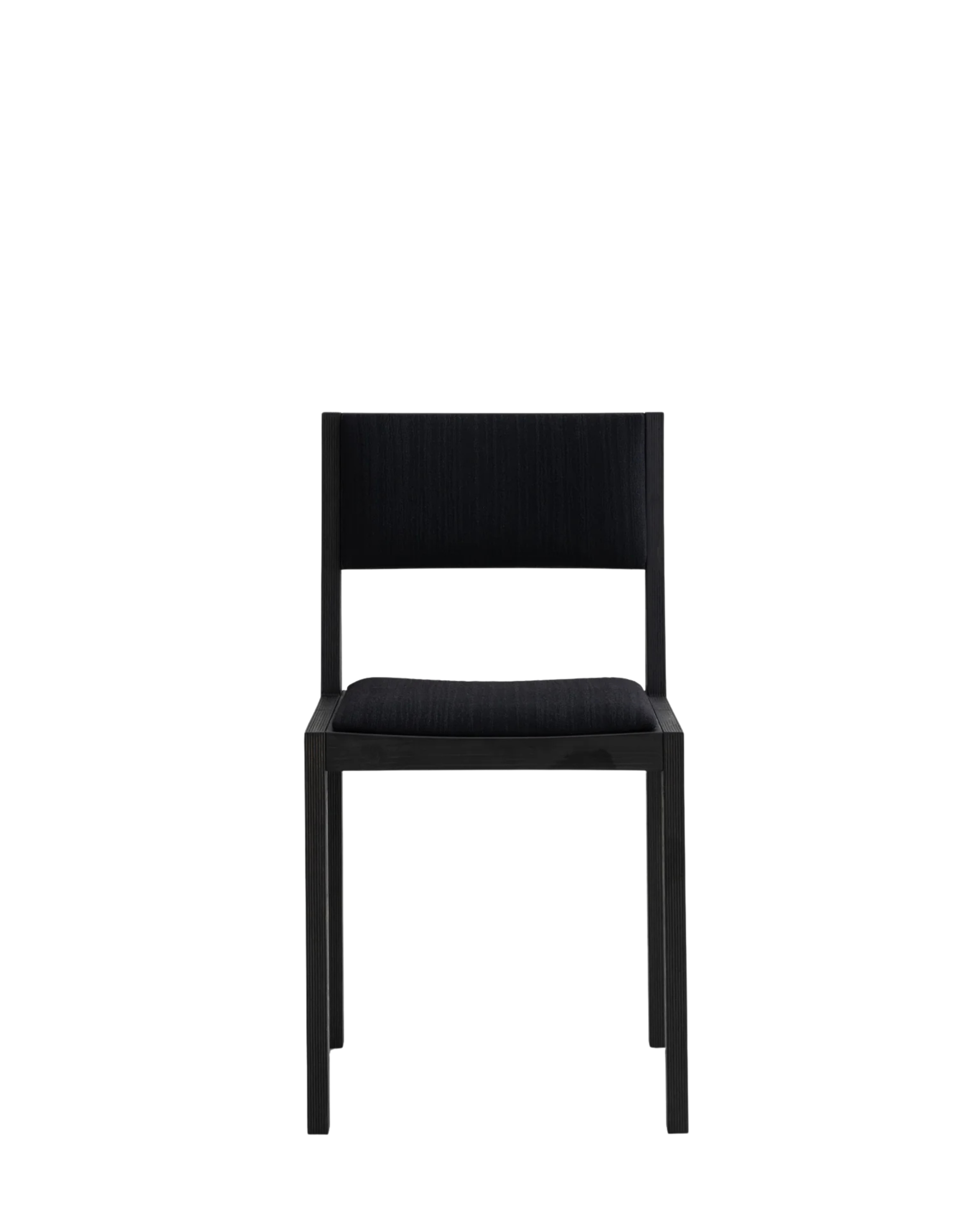 Vaarnii 016 Maasto Dining Chair Upholstered Black เก้าอี้ไม้ pine สีดำ พร้อมเบาะรองนั่ง