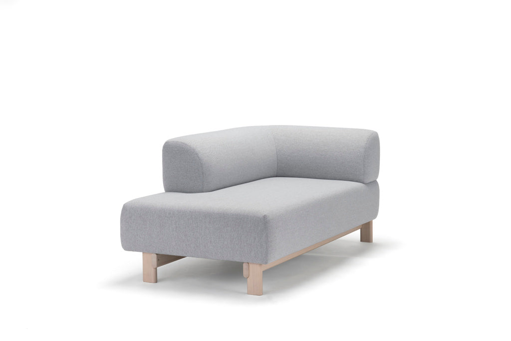 Karimoku New Standard Elephant Sofa Chaise Longue R โซฟาเชสลองเบาะบุผ้าฐานไม้เกาลัด ออกแบบโดย Christian Haas