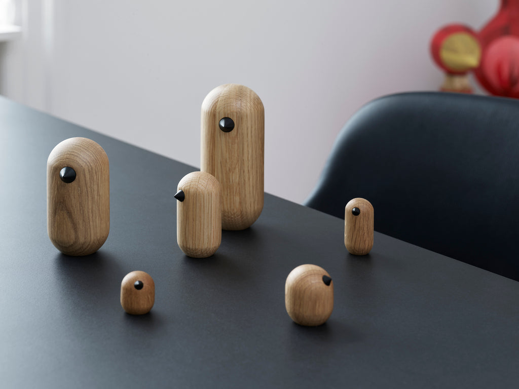 ของตกแต่งตั้งโต๊ะ นกไม้ Little Bird 10 ซม. ทำจากไม้โอ๊ค ดีไซน์มินิมอล จาก Normann Copenhagen