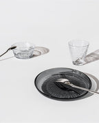 แก้วน้ำ Kastehelmi จาก Iittala ลวดลายหยดน้ำ สไตล์นอร์ดิก ดีไซน์โดย Oiva Toikka นำเข้าโดย Old Pine Trees