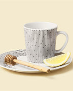 แก้วมัค Mainio Sarastus จาก Arabia ขนาด 0.3 ลิตร ลายกราฟิกขาวดำ สไตล์นอร์ดิก
