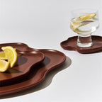 จานเสิร์ฟ Alvar Aalto จาก Iittala สี Fire รูปทรงออร์แกนิก