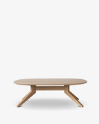 โต๊ะกาแฟ Cross Coffee Table จาก Case Furniture โดย Matthew Hilton หน้าไม้โอ๊ควีนียร์ โครงไม้แท้ ดีไซน์เรียบ แข็งแรง และเป็นธรรมชาติ จำหน่ายโดย Oldpinetrees.