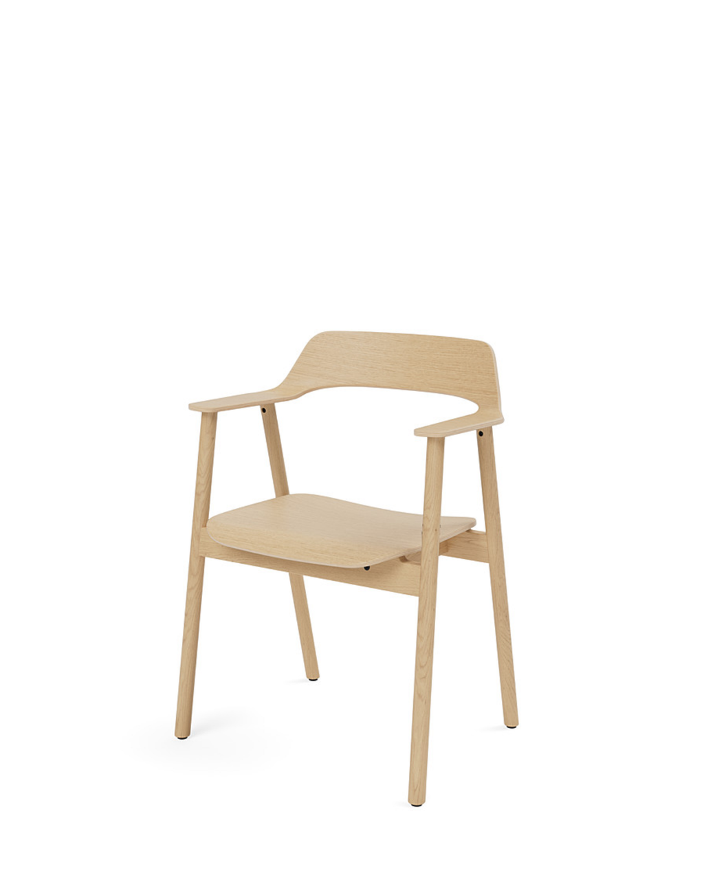 เก้าอี้ Bow Chair จาก TAKT แบรนด์เฟอร์นิเจอร์เดนมาร์ก ออกแบบโดย Sam Hecht และ Kim Colin ทำจากไม้โอ๊กแท้ขึ้นรูปทั้งชิ้น พนักพิงและที่เท้าแขนโค้งต่อเนื่องรับกับสรีระอย่างพอดี ดีไซน์เรียบง่ายแต่เต็มไปด้วยรายละเอียดที่ซ่อนอยู่ เผยความงามของโครงสร้างไม้ตามแบบสแกนดิเนเวีย ผสมผสานความสบาย ความสมดุล และความยั่งยืนได้อย่างลงตัว จัดจำหน่ายโดย Old Pine Trees