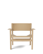 เก้าอี้ Soft Lounge Chair จาก TAKT แบรนด์เฟอร์นิเจอร์เดนมาร์ก ทำจากไม้โอ๊กแท้ พนักพิงและเบาะโค้งนุ่มออกแบบให้รับกับสรีระ ดีไซน์โดย Thomas Bentzen ด้วยเส้นสายเรียบง่ายและอ่อนโยนตามแบบเดนมาร์ก เผยโครงสร้างอย่างซื่อสัตย์ ผสมความเบาและความมั่นคงได้อย่างลงตัว มอบทั้งความสบายและความงามที่ยั่งยืน จัดจำหน่ายโดย Old Pine Trees