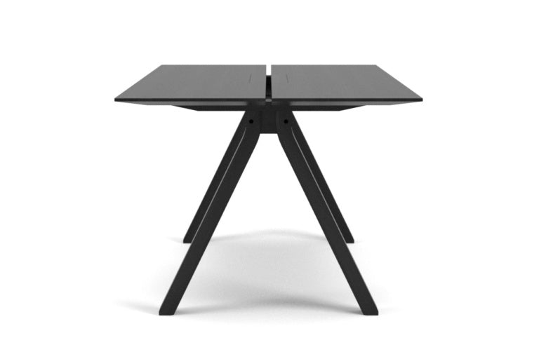 Karimoku New Standard Spectrum Workstation ST190 โต๊ะทำงานไม้โอ๊คดีไซน์มินิมอลพร้อมระบบจัดการสายไฟ ออกแบบโดย Geckeler Michels