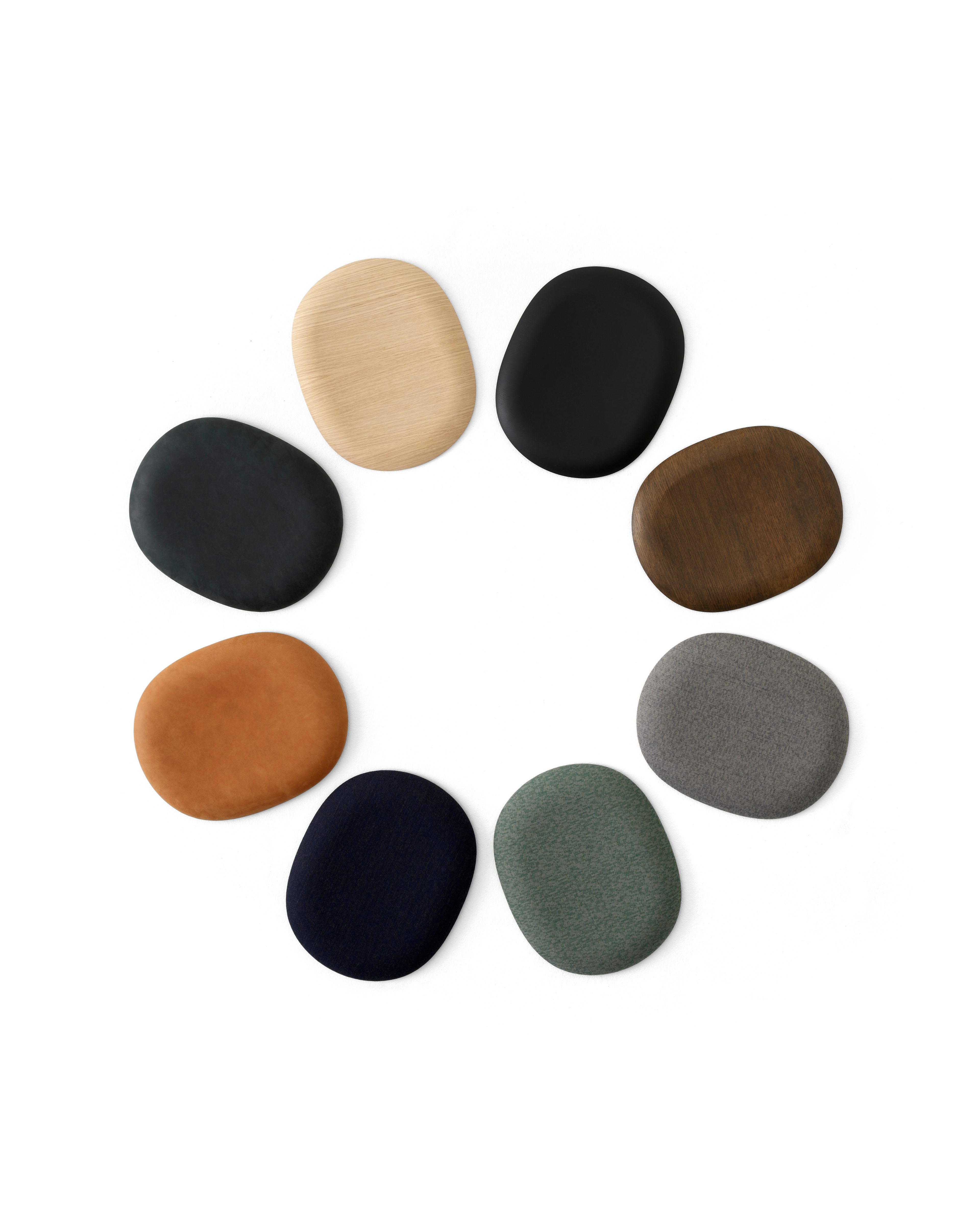 TAKT Studio Bar Stool เก้าอี้บาร์ดีไซน์เรียบ ร่วมสมัย เส้นสายชัดเจน ที่นั่งโค้งนุ่มให้สัมผัสอบอุ่น ตัดกับโครงเหล็กโปร่งเบา สัดส่วนสมดุล เคลื่อนย้ายง่าย และเลือกวัสดุได้ตามสไตล์ของพื้นที่
คัดสรรโดย Old Pine Trees