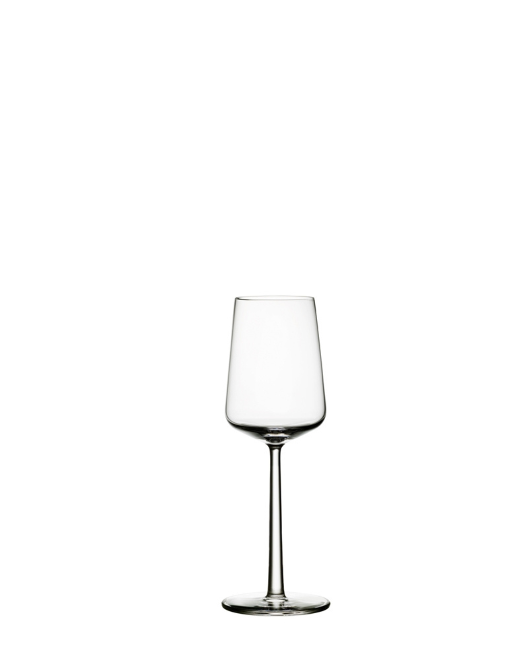 แก้วไวน์ขาว Essence จาก Iittala ดีไซน์โดย Alfredo Häberli
