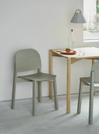 Karimoku New Standard Castor Table 75 โต๊ะไม้โอ๊คทรงสี่เหลี่ยมดีไซน์เรียบ