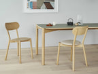 เก้าอี้ Karimoku New Standard Castor Chair Plus เก้าอี้ไม้โอ๊คญี่ปุ่นดีไซน์เรียบ นั่งสบาย เหมาะสำหรับโต๊ะอาหาร ห้องประชุม และพื้นที่ใช้งานภายใน