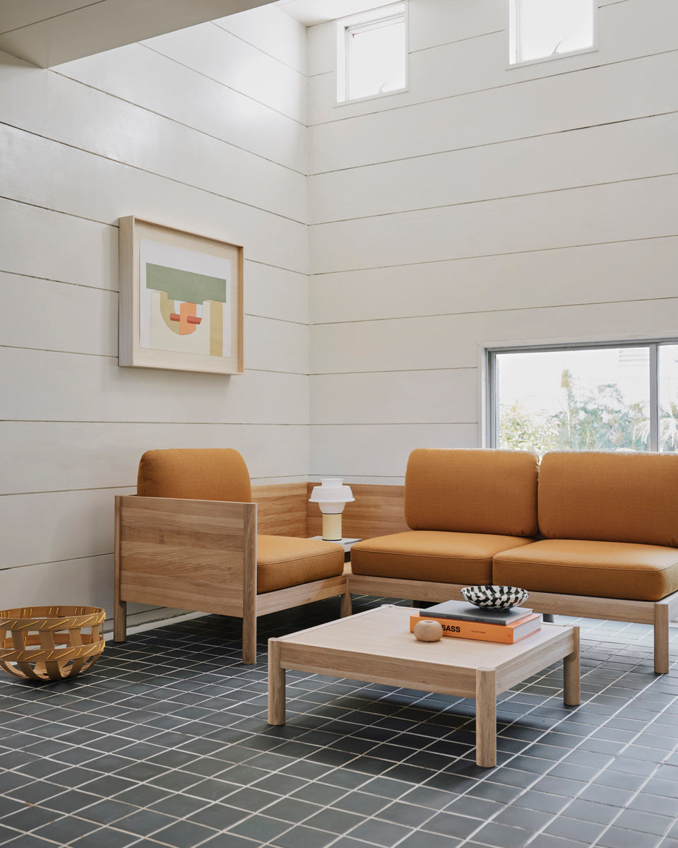 Karimoku New Standard Castor Lobby Sofa System ระบบโซฟาโมดูลาร์สำหรับพื้นที่สาธารณะ โครงไม้โอ๊คญี่ปุ่น ออกแบบโดย BIG-GAME