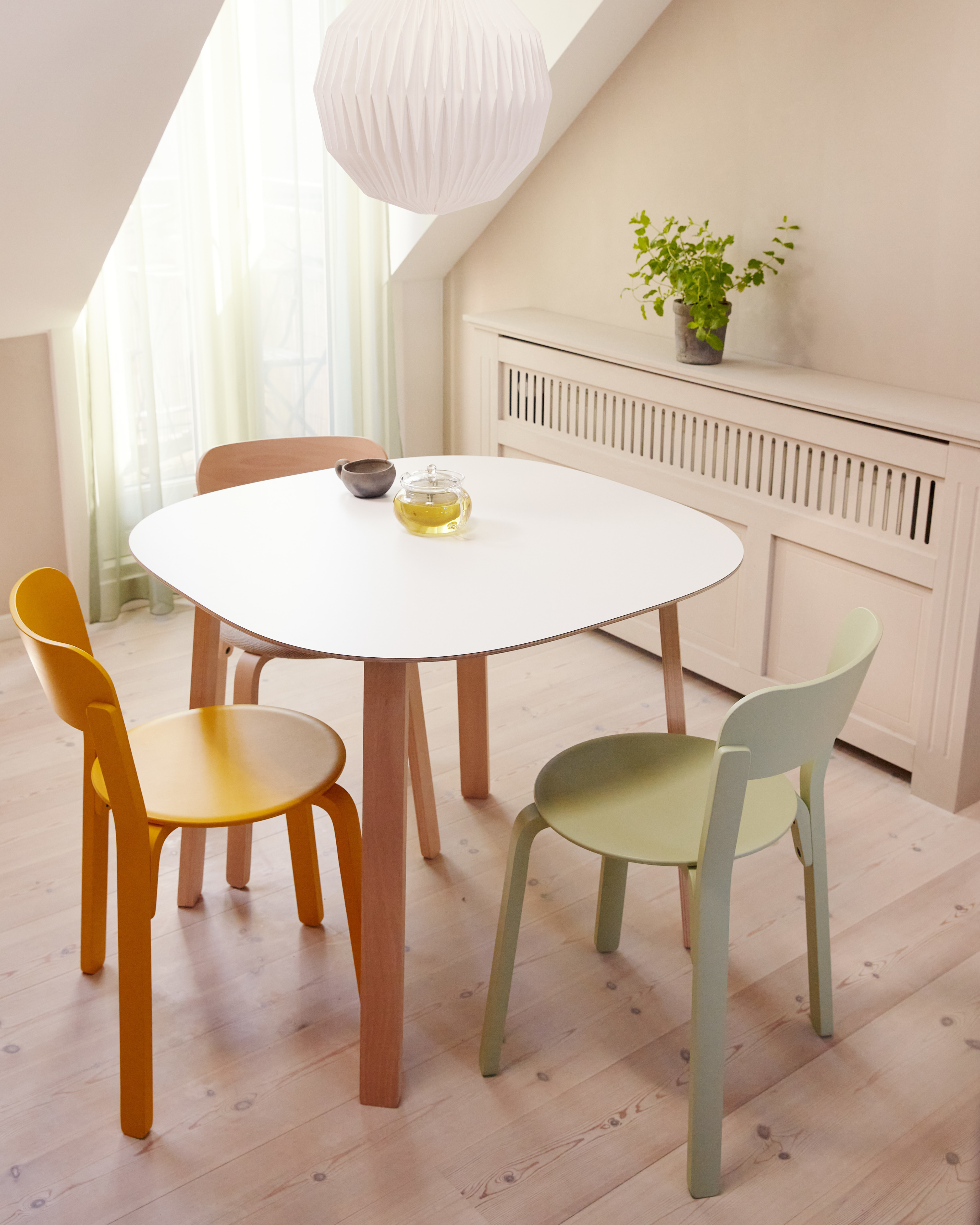 TAKT Turn Table (Made to Order)