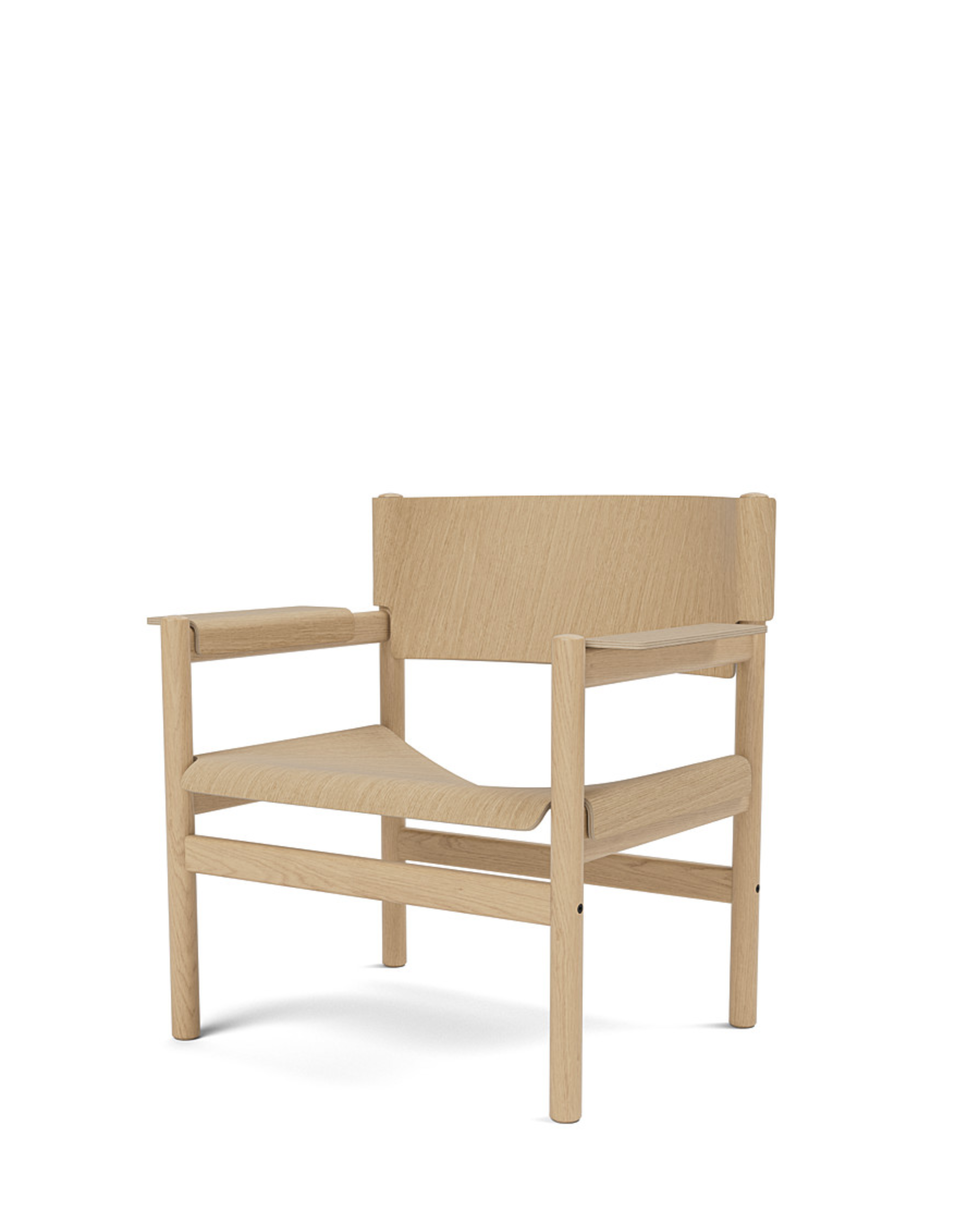 เก้าอี้ Soft Lounge Chair จาก TAKT แบรนด์เฟอร์นิเจอร์เดนมาร์ก ทำจากไม้โอ๊กแท้ พนักพิงและเบาะโค้งนุ่มออกแบบให้รับกับสรีระ ดีไซน์โดย Thomas Bentzen ด้วยเส้นสายเรียบง่ายและอ่อนโยนตามแบบเดนมาร์ก เผยโครงสร้างอย่างซื่อสัตย์ ผสมความเบาและความมั่นคงได้อย่างลงตัว มอบทั้งความสบายและความงามที่ยั่งยืน จัดจำหน่ายโดย Old Pine Trees