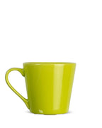 แก้ว Brazil สีเขียว Pantone 583C จาก Sagaform ผลิตจากสโตนแวร์ ดีไซน์เรียบ ทนทาน ใช้กับเครื่องล้างจานและไมโครเวฟได้ เหมาะสำหรับใช้งานทุกวัน