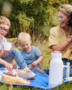 กาเสิร์ฟกาแฟ Accent จาก Sagaform ดีไซน์เรียบและใช้งานได้จริง เก็บความร้อนได้นานถึง 12 ชั่วโมง โครงสร้างสเตนเลสสองชั้น เทได้โดยไม่หยดเลอะ ออกแบบโดย Gustav Hallén