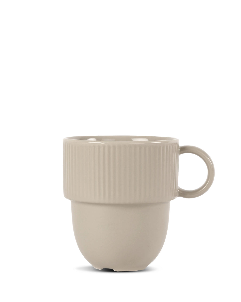 ถ้วย Inka พร้อมหูจับ สีเบจ Pantone Warm Gray 3C จาก Sagaform ผลิตจาก New Bone China ดีไซน์เรียบง่าย ฐานโค้งมน ขอบมีเส้นลายเอกลักษณ์ ออกแบบโดย Studio Sagaform