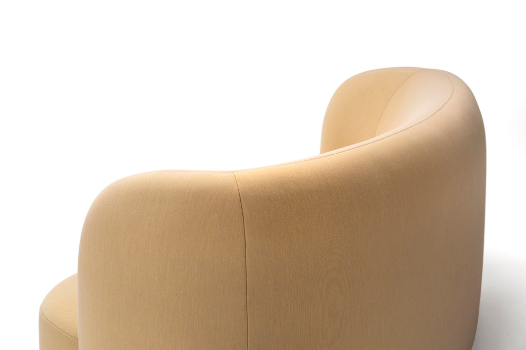 Karimoku New Standard Polar Sofa 2-Seater โซฟาเบาะบุผ้าฐานไม้โอ๊ค ออกแบบโดย Moritz Schlatter