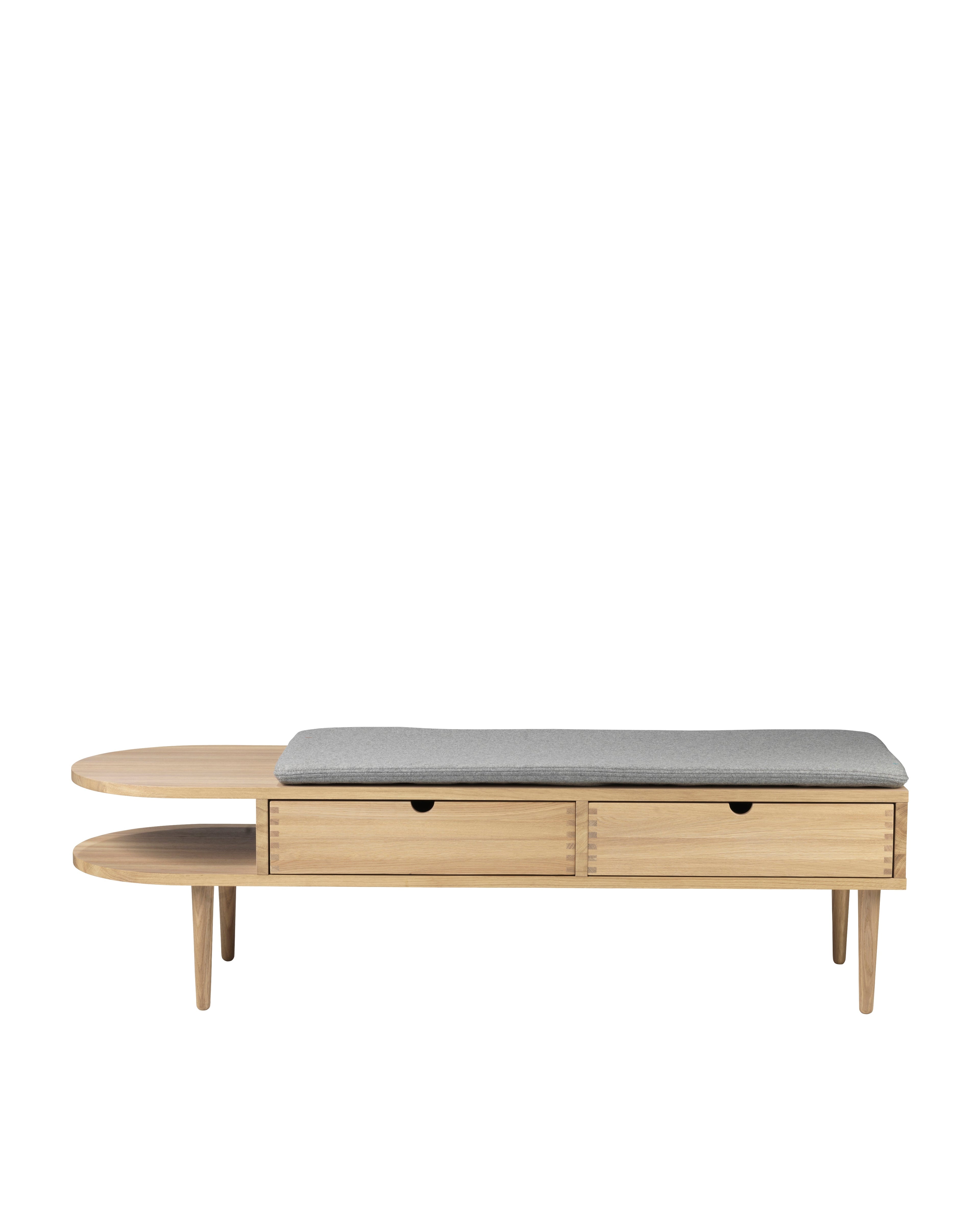 FDB Møbler F24 Bench โดย Mot & Bergstrøm ม้านั่งอเนกประสงค์ไม้โอ๊กพร้อมลิ้นชัก มีสองขนาด Small และ Large ดีไซน์ปี 2017