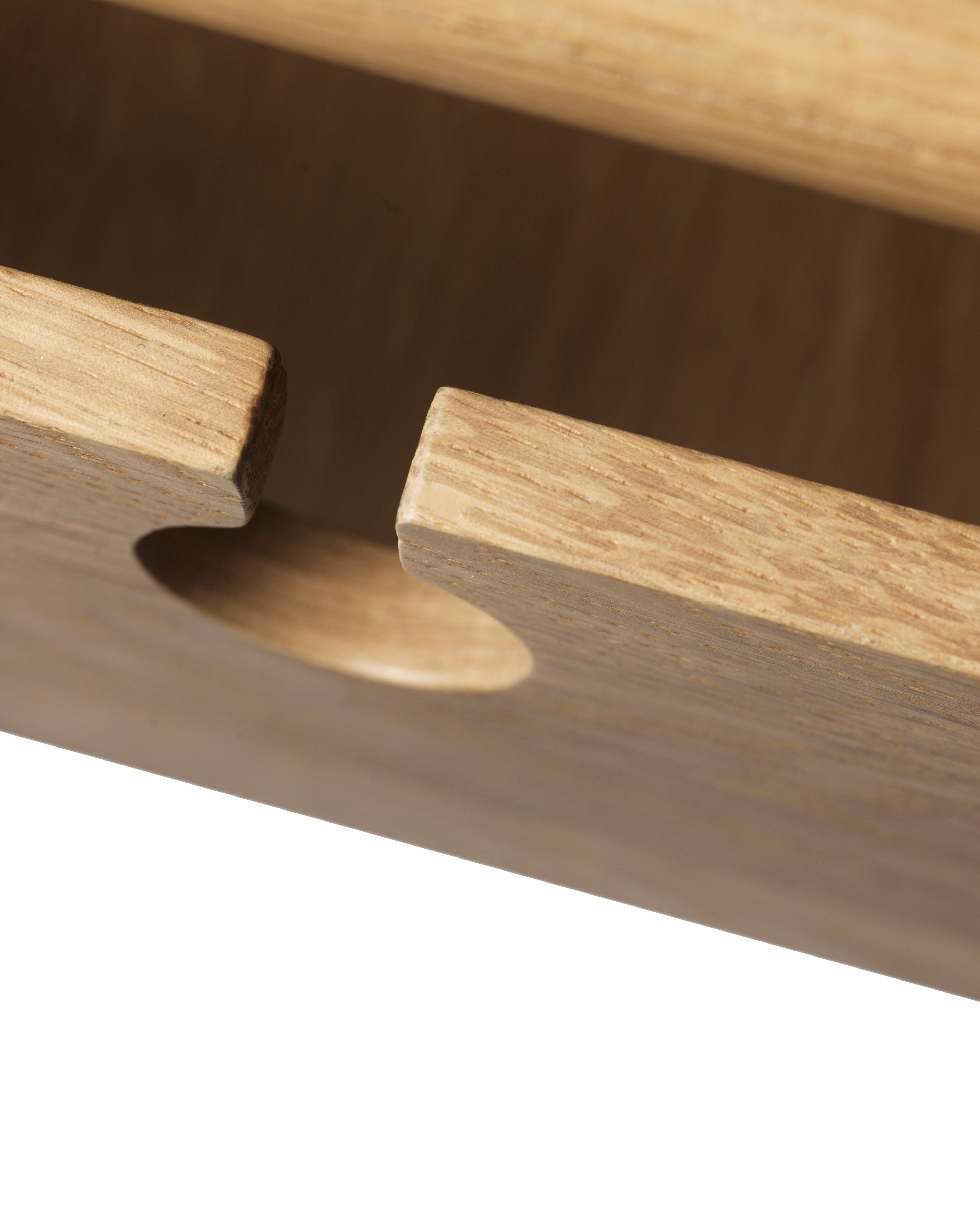 FDB Møbler C67 Butler Desk โต๊ะทำงานไม้โอ๊กดีไซน์มินิมอลโดย Foersom & Hiort-Lorenzen พร้อมลิ้นชักสอดสองด้าน มีสองขนาด 120 และ 156 ซม.