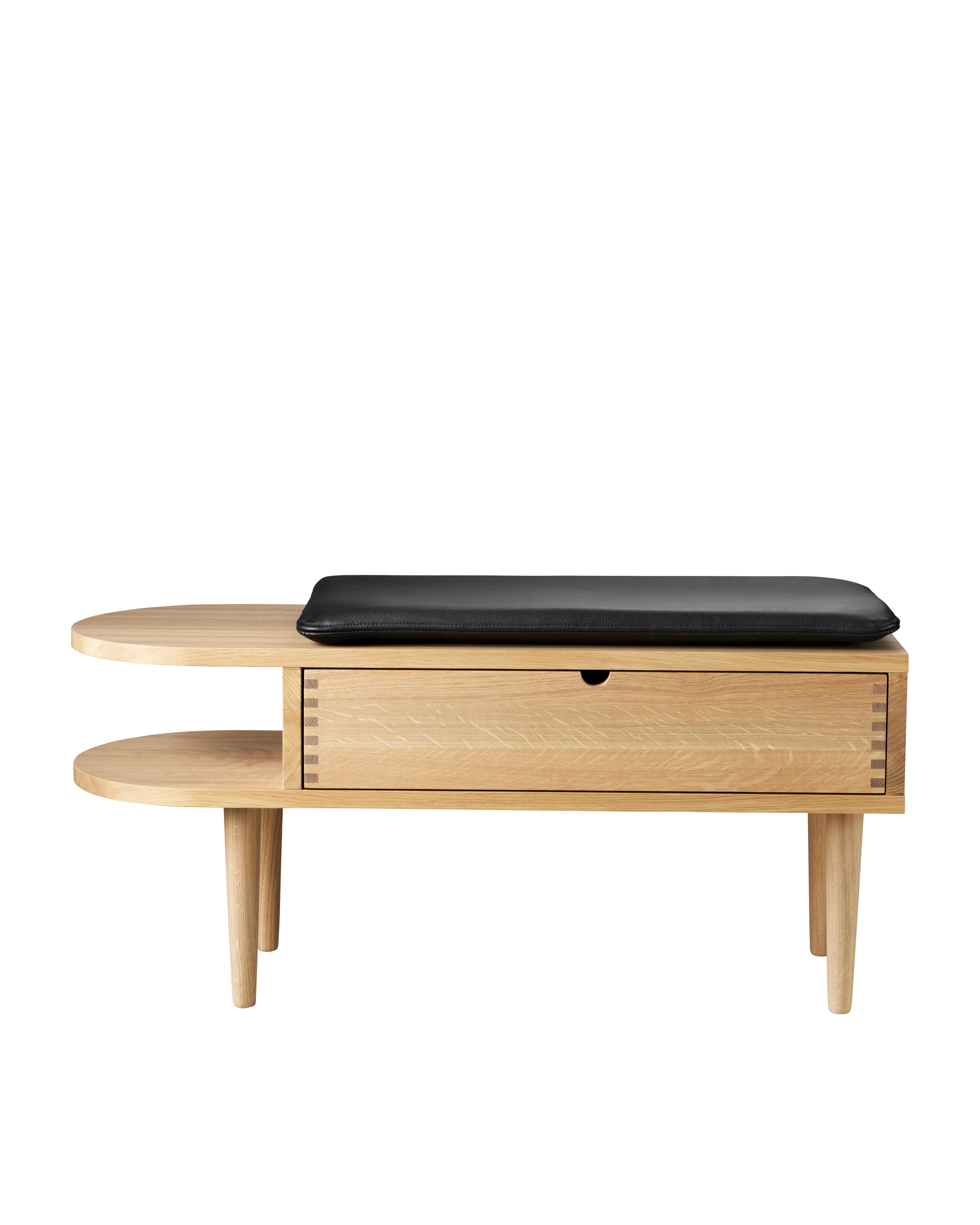 FDB Møbler F24 Bench โดย Mot & Bergstrøm ม้านั่งอเนกประสงค์ไม้โอ๊กพร้อมลิ้นชัก มีสองขนาด Small และ Large ดีไซน์ปี 2017
