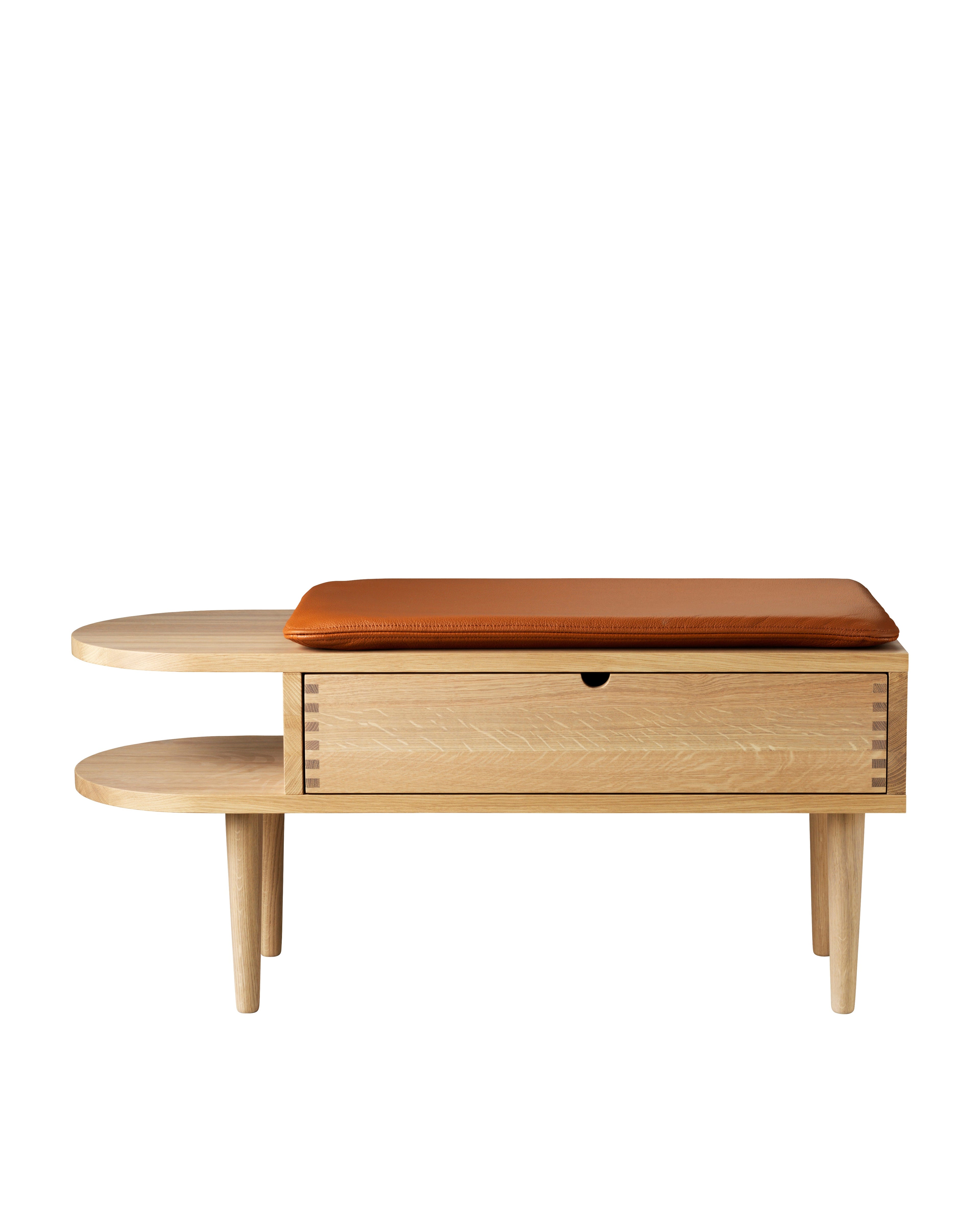 FDB Møbler F24 Bench โดย Mot & Bergstrøm ม้านั่งอเนกประสงค์ไม้โอ๊กพร้อมลิ้นชัก มีสองขนาด Small และ Large ดีไซน์ปี 2017