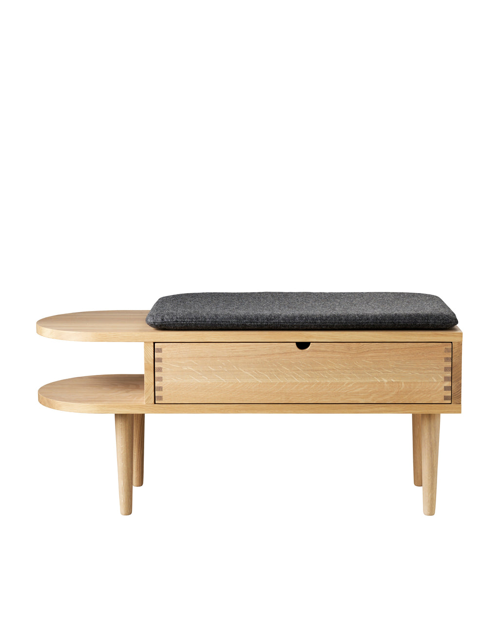FDB Møbler F24 Bench โดย Mot & Bergstrøm ม้านั่งอเนกประสงค์ไม้โอ๊กพร้อมลิ้นชัก มีสองขนาด Small และ Large ดีไซน์ปี 2017
