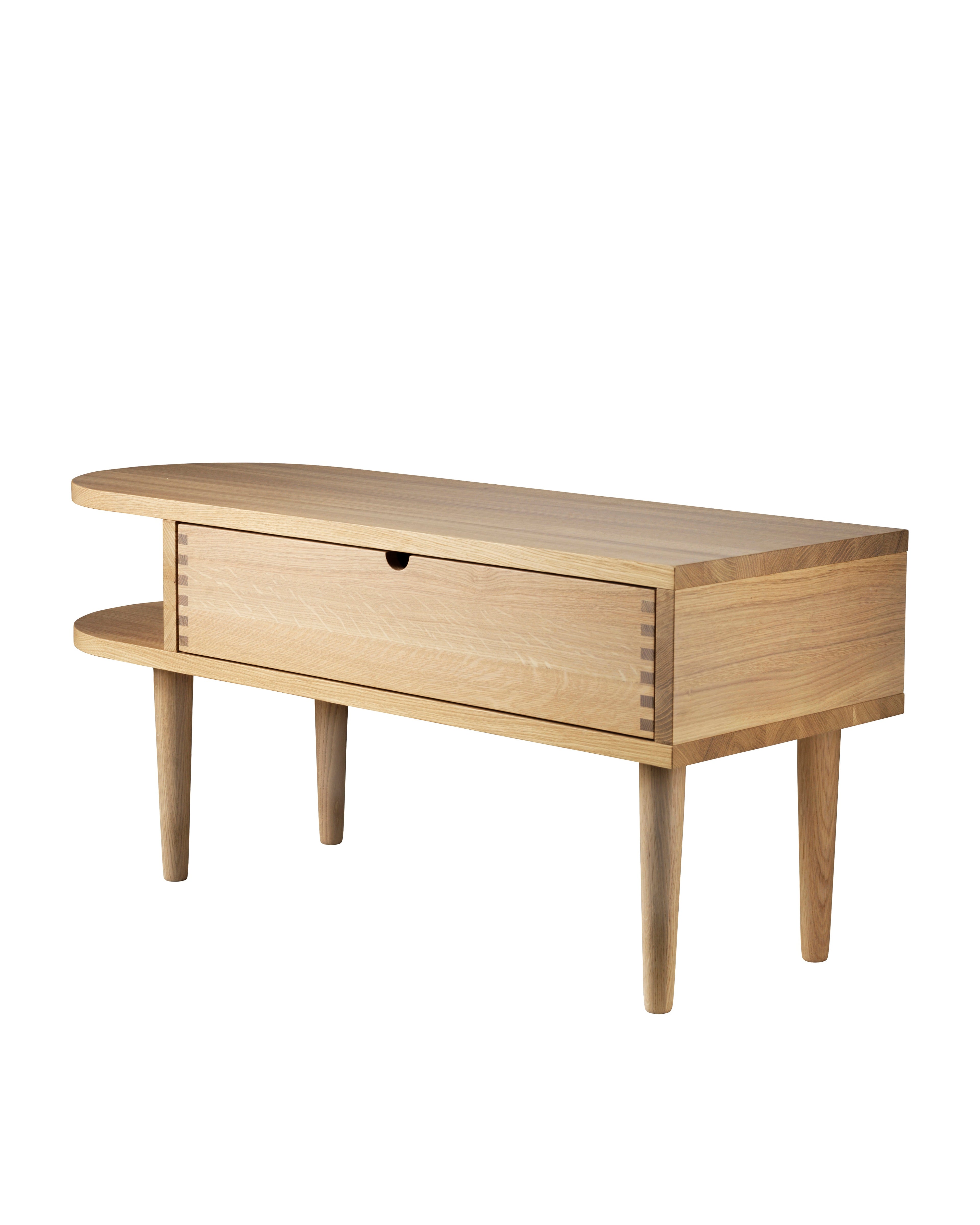 FDB Møbler F24 Bench โดย Mot & Bergstrøm ม้านั่งอเนกประสงค์ไม้โอ๊กพร้อมลิ้นชัก มีสองขนาด Small และ Large ดีไซน์ปี 2017