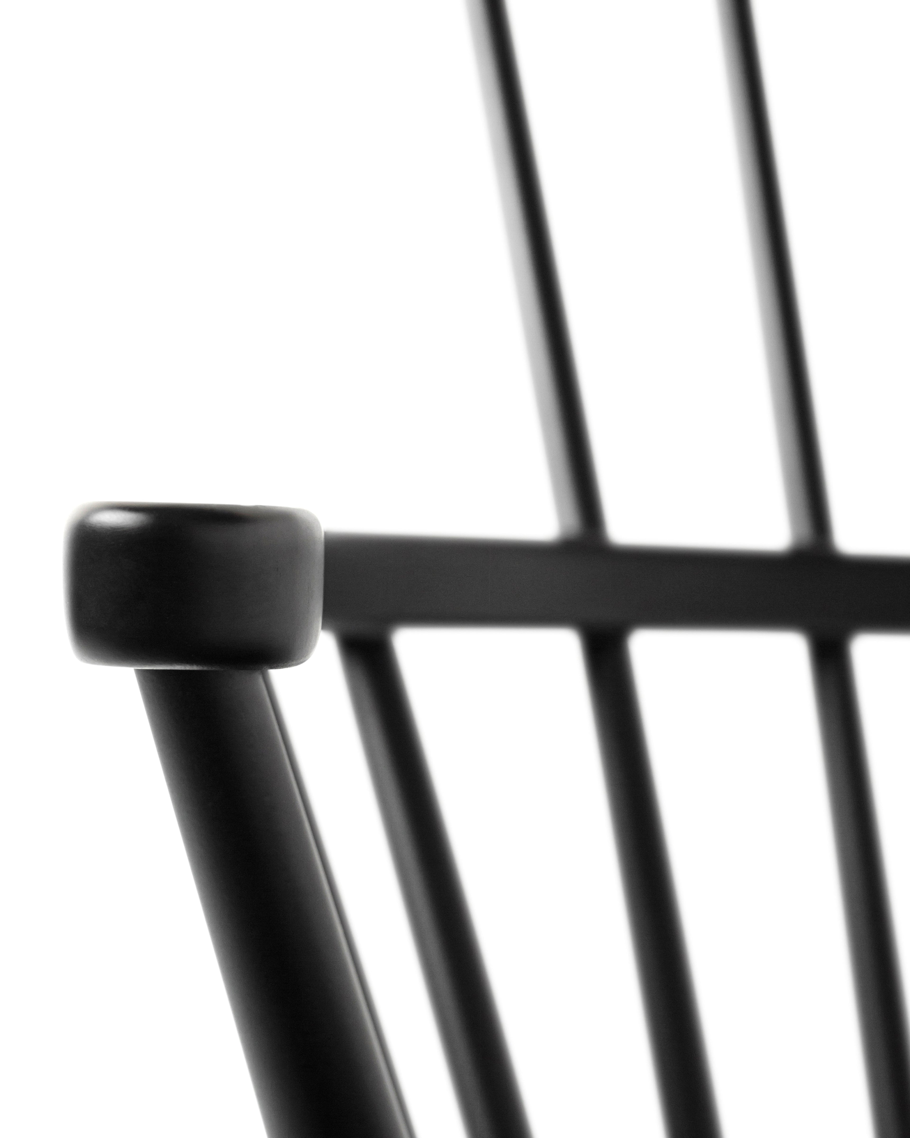 FDB Møbler J52G Rocking Chair โดย Børge Mogensen เก้าอี้โยกไม้โอ๊ก/บีช พนักพิงสไตล์ Windsor ดีไซน์ทศวรรษ 1950 เคลือบน้ำมัน