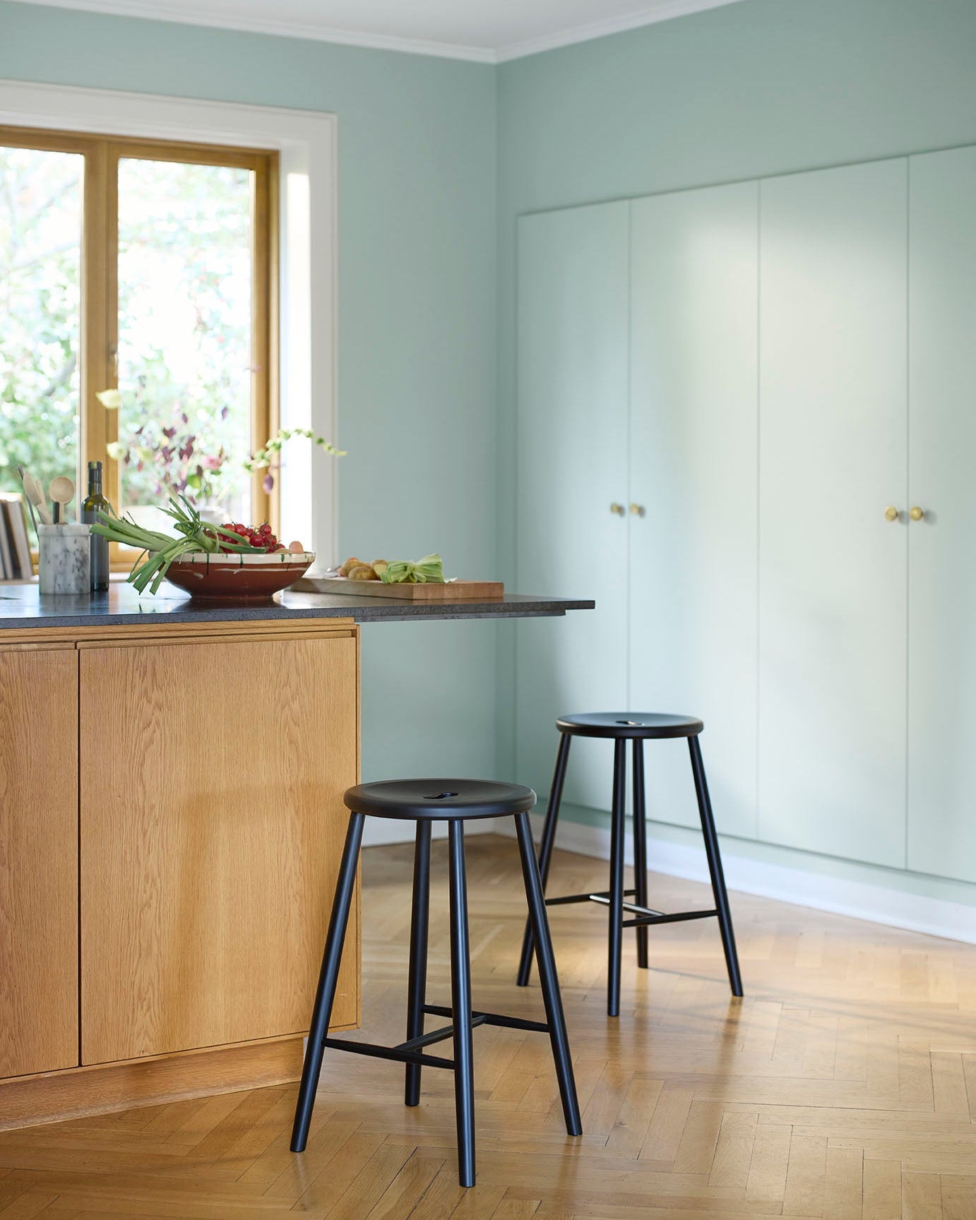 FDB Møbler J27C Counter Stool โดย Børge Mogensen ม้านั่งเคาน์เตอร์ไม้โอ๊ก/บีช ที่นั่งไม้เรียบ ดีไซน์คลาสสิกปี 1949