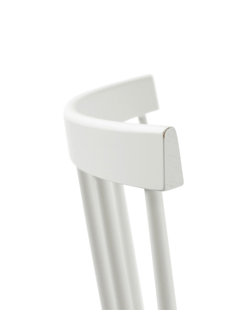 FDB Møbler J46 Chair โดย Poul M. Volther ทำจากไม้บีช/โอ๊ค ดีไซน์พนักพิงซี่ไม้ปี 1956 เคลือบผิวน้ำแบบ lacquered