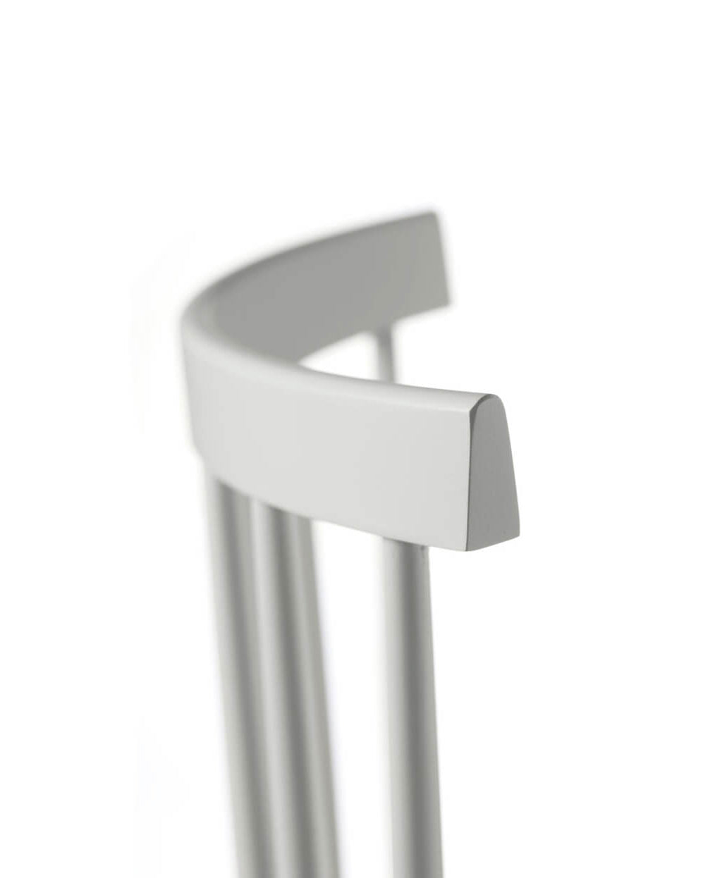 FDB Møbler J46 Chair โดย Poul M. Volther ทำจากไม้บีช/โอ๊ค ดีไซน์พนักพิงซี่ไม้ปี 1956 เคลือบผิวน้ำแบบ lacquered