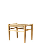 FDB Møbler J83 Series สตูลและเบนช์ไม้โอ๊ก พร้อมที่นั่ง papercord ถักมือ ดีไซน์คลาสสิกปี 1962 โดย Jørgen Bækmark