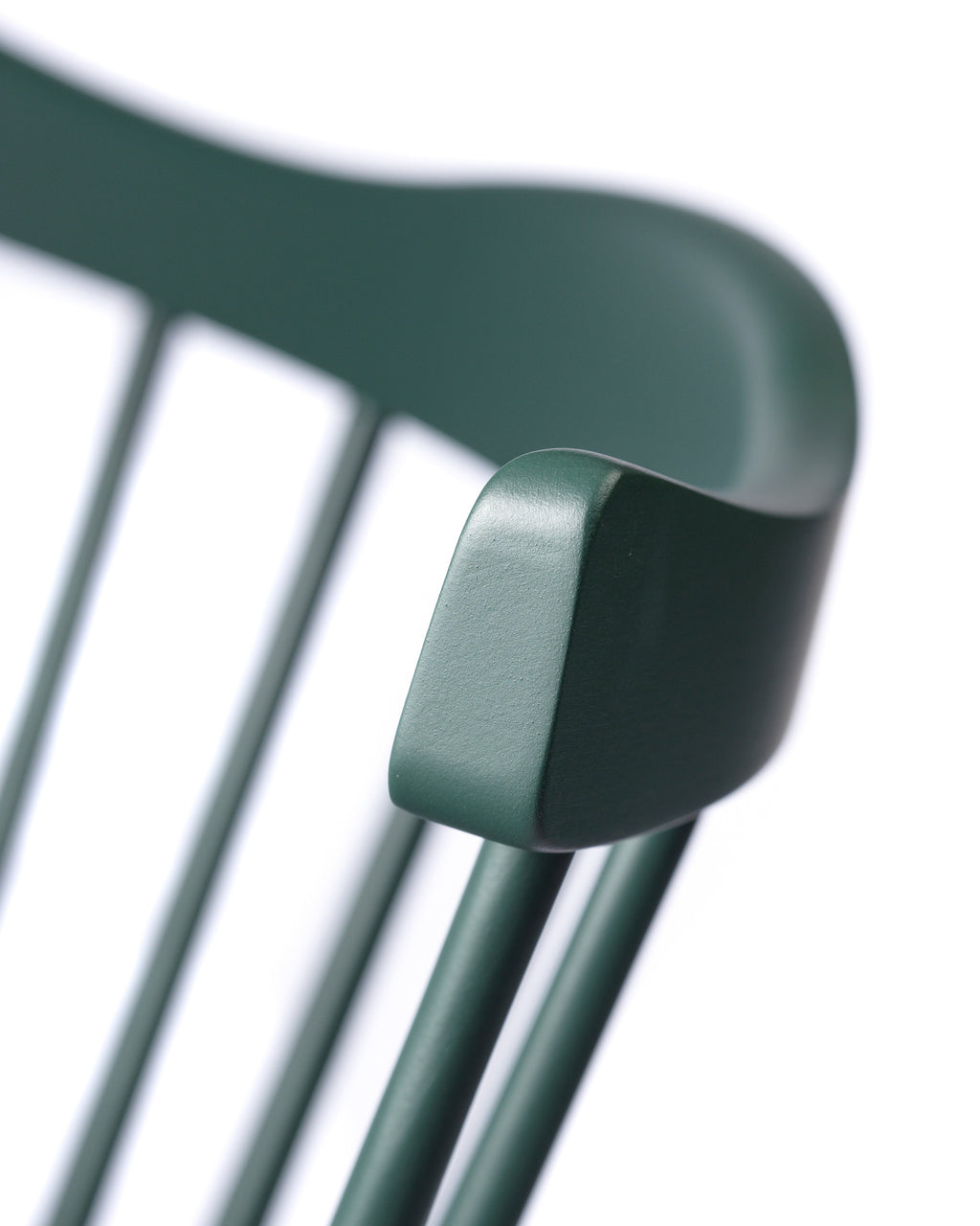 FDB Møbler J52G Rocking Chair โดย Børge Mogensen เก้าอี้โยกไม้โอ๊ก/บีช พนักพิงสไตล์ Windsor ดีไซน์ทศวรรษ 1950 เคลือบน้ำมัน