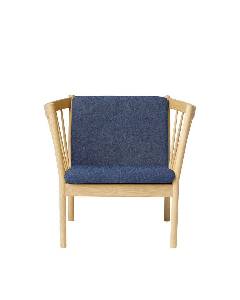 FDB Møbler J146 Armchair โดย Erik Ole Jørgensen โครงไม้โอ๊กเคลือบ lacquered พนักพิงแบบ spoke-back บุผ้าหรือหนัง ดีไซน์ปี 1978