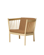 FDB Møbler J146 Armchair โดย Erik Ole Jørgensen โครงไม้โอ๊กเคลือบ lacquered พนักพิงแบบ spoke-back บุผ้าหรือหนัง ดีไซน์ปี 1978