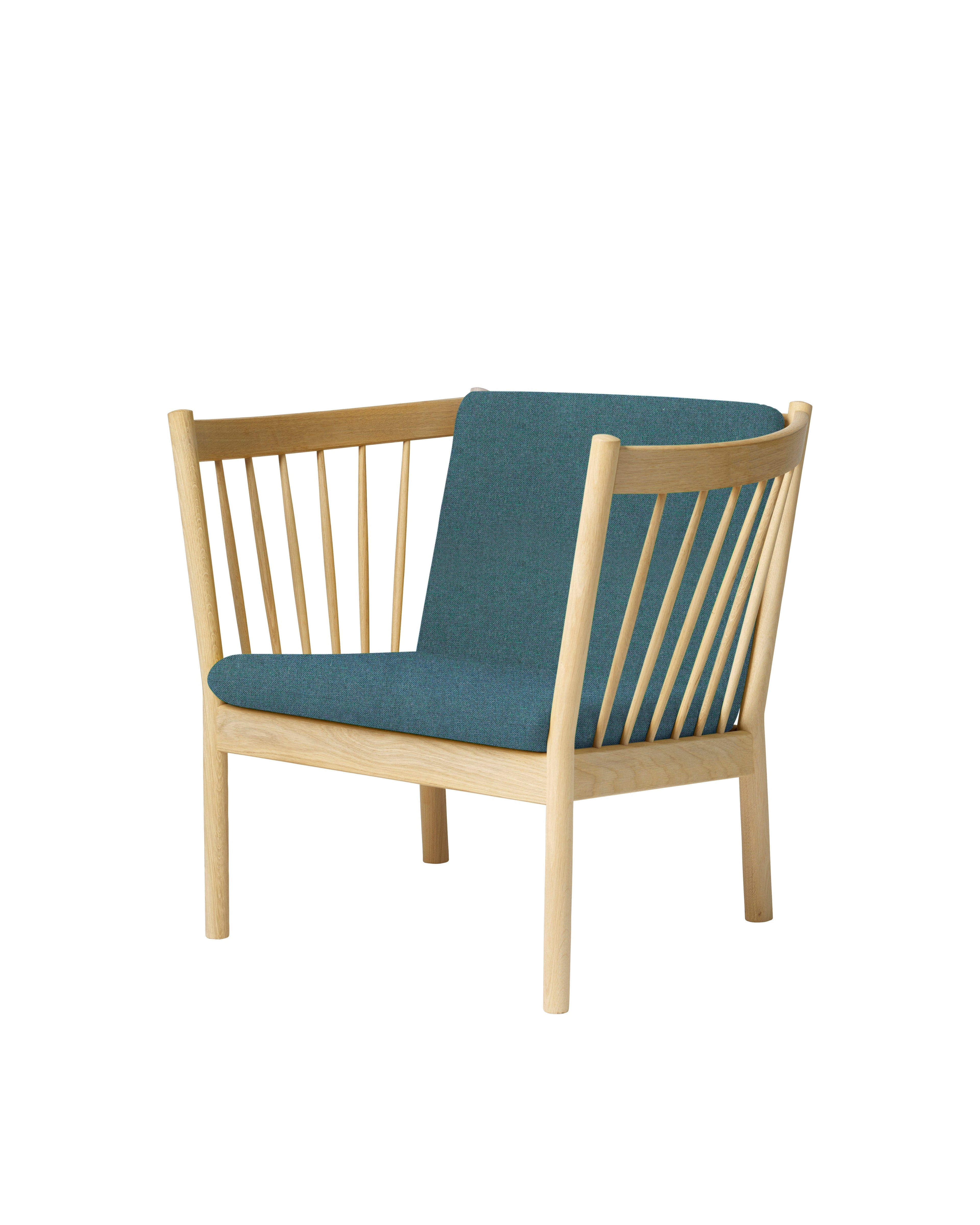 FDB Møbler J146 Armchair โดย Erik Ole Jørgensen โครงไม้โอ๊กเคลือบ lacquered พนักพิงแบบ spoke-back บุผ้าหรือหนัง ดีไซน์ปี 1978