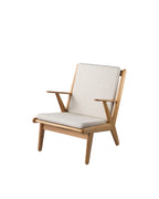 FDB Møbler J53 Armchair โดย Poul M. Volther โครงไม้โอ๊กเคลือบน้ำมัน บุผ้าเลือกได้หลายแบบ เช่น Monza, Cosmo, Grain, Main Line Flax ดีไซน์ปี 1953