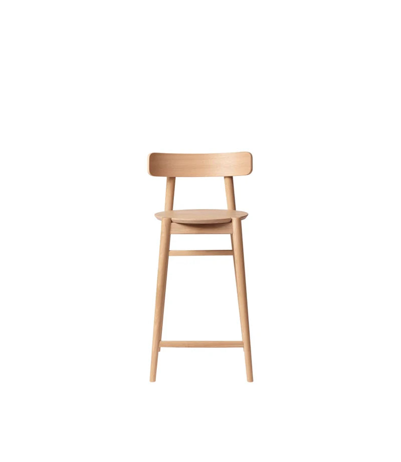 FDB Møbler J185 Øst Counter Stool เก้าอี้เคาน์เตอร์ไม้ oak ออกแบบโดย Stine Lundgaard Weigelt