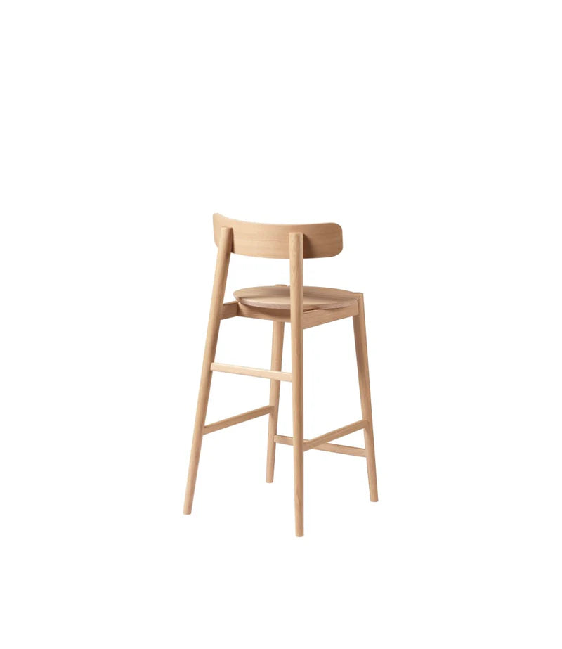 FDB Møbler J185 Øst Counter Stool เก้าอี้เคาน์เตอร์ไม้ oak ออกแบบโดย Stine Lundgaard Weigelt