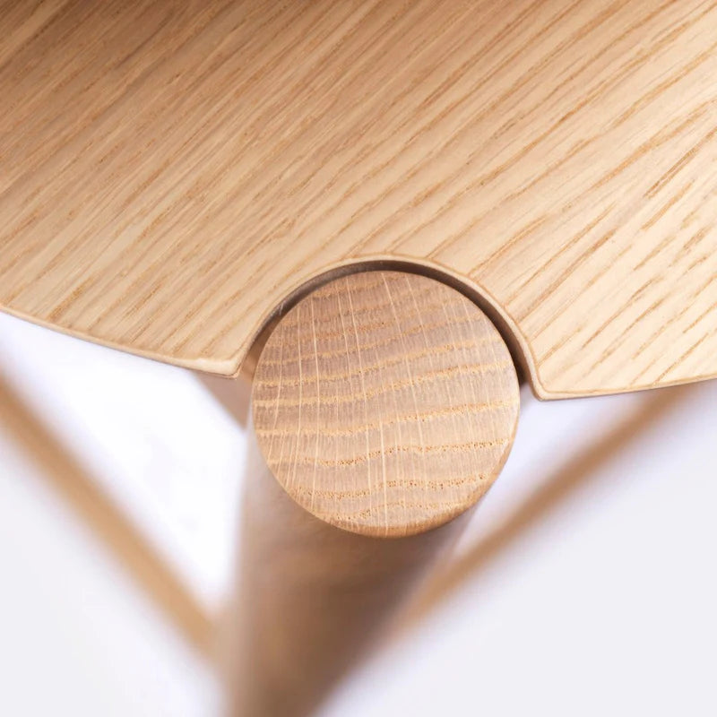 FDB Møbler J185 Øst Counter Stool เก้าอี้เคาน์เตอร์ไม้ oak ออกแบบโดย Stine Lundgaard Weigelt