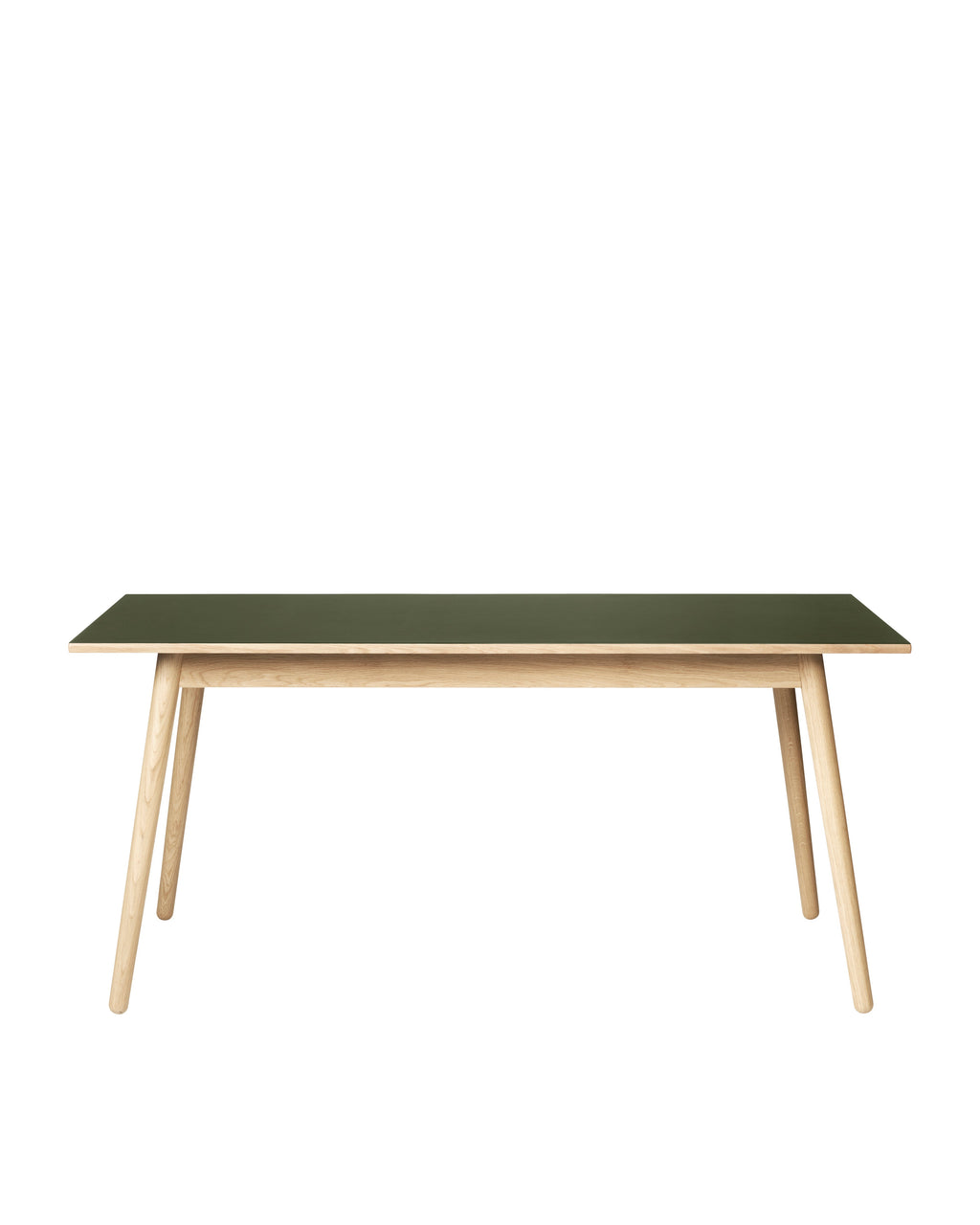FDB Møbler C35 Dining Table Series โต๊ะไม้โอ๊กดีไซน์ปี 1957 โดย Poul M. Volther พร้อมตัวเลือกท็อปไม้โอ๊กและลิเนเลียม หลายขนาดและแผ่นต่อโต๊ะ (extension leaves)