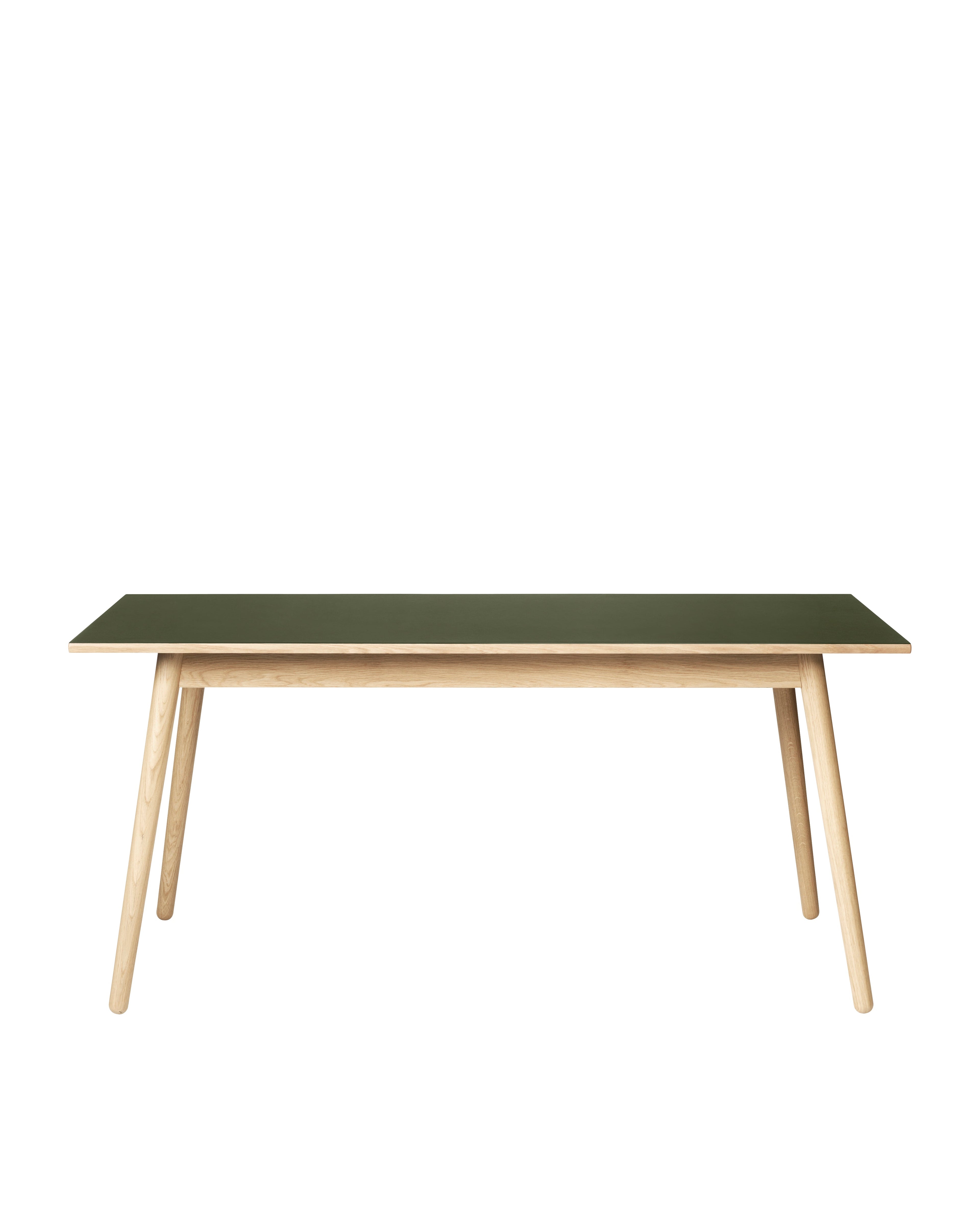 FDB Møbler C35 Dining Table Series โต๊ะไม้โอ๊กดีไซน์ปี 1957 โดย Poul M. Volther พร้อมตัวเลือกท็อปไม้โอ๊กและลิเนเลียม หลายขนาดและแผ่นต่อโต๊ะ (extension leaves)
