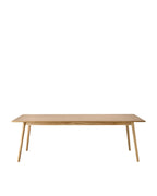 FDB Møbler C35 Dining Table Series โต๊ะไม้โอ๊กดีไซน์ปี 1957 โดย Poul M. Volther พร้อมตัวเลือกท็อปไม้โอ๊กและลิเนเลียม หลายขนาดและแผ่นต่อโต๊ะ (extension leaves)