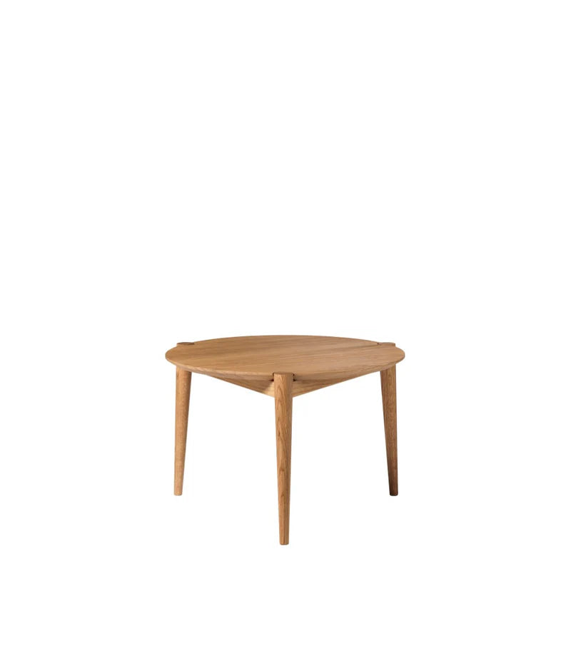 FDB Møbler D102 Søs Coffee Table โต๊ะกลางไม้ oak ทรงกลม ออกแบบโดย Stine Lundgaard Weigelt