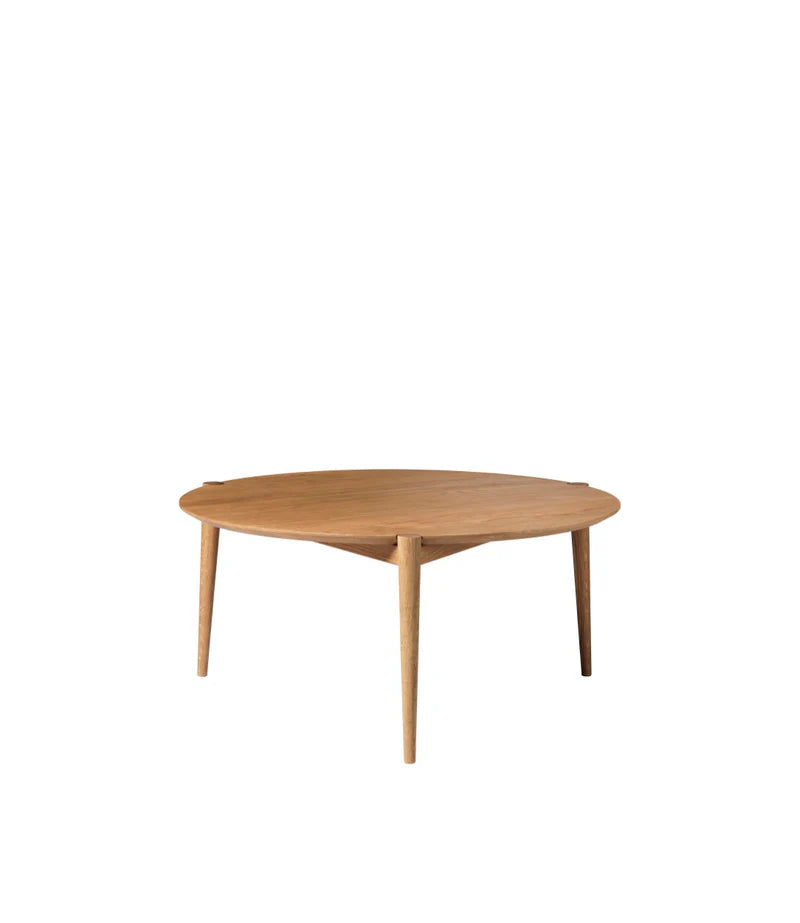 FDB Møbler D102 Søs Coffee Table โต๊ะกลางไม้ oak ทรงกลม ออกแบบโดย Stine Lundgaard Weigelt